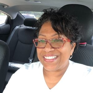 Meet your Posher, Pamela